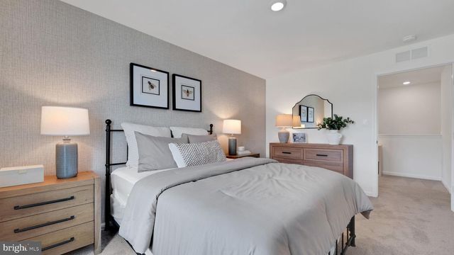 3049 MARTHA WAY, Pennsburg, PA 18073