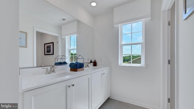 3049 MARTHA WAY, Pennsburg, PA 18073