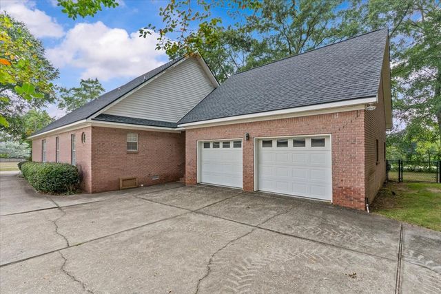 1914 Clark St, Dothan, AL 36301