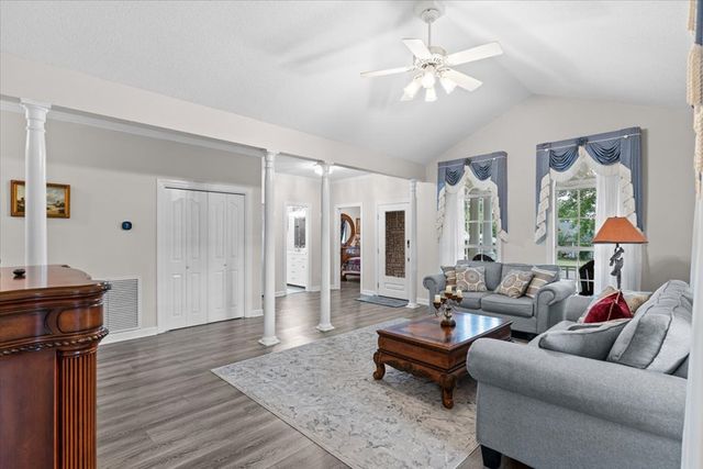 1914 Clark St, Dothan, AL 36301