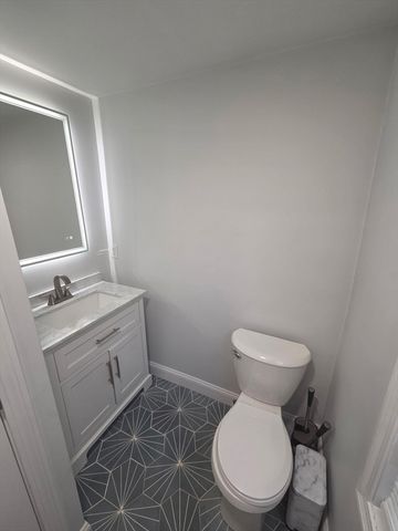 35 Wright St, Stoneham, MA 02180