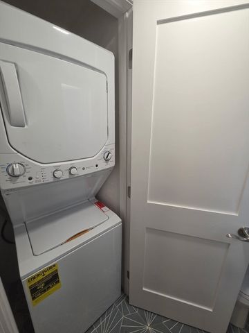 35 Wright St, Stoneham, MA 02180