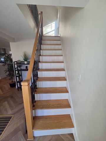 35 Wright St, Stoneham, MA 02180