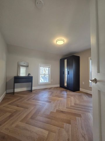 35 Wright St, Stoneham, MA 02180