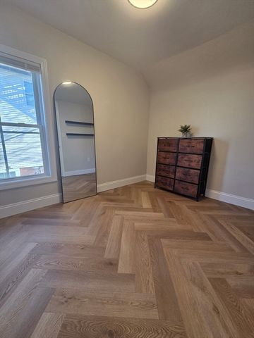 35 Wright St, Stoneham, MA 02180