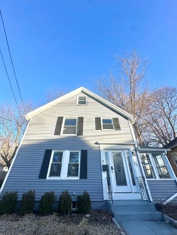 35 Wright St, Stoneham, MA 02180
