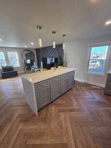 35 Wright St, Stoneham, MA 02180