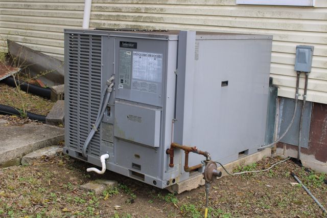 222 Vinta Mill Rd, Prospect, TN 38477