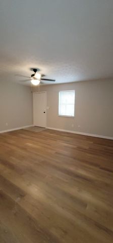 2888 NW Parrott Avenue A, Atlanta, GA 30318