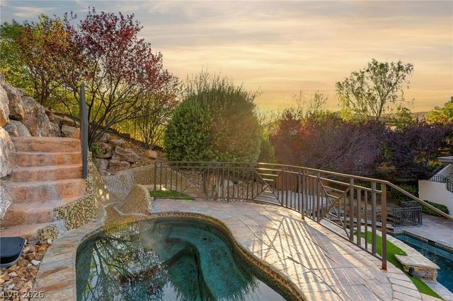 47 Soaring Bird Court, Las Vegas, NV 89135