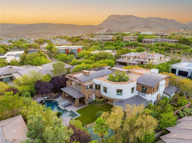 47 Soaring Bird Court, Las Vegas, NV 89135