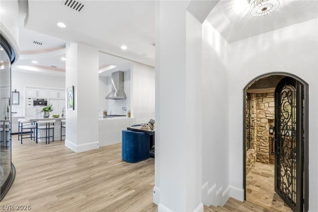 47 Soaring Bird Court, Las Vegas, NV 89135