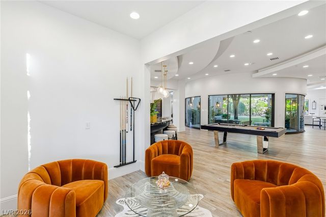 47 Soaring Bird Court, Las Vegas, NV 89135