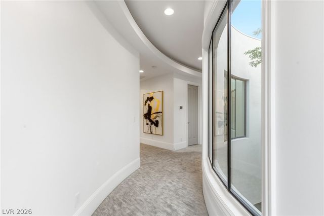 47 Soaring Bird Court, Las Vegas, NV 89135