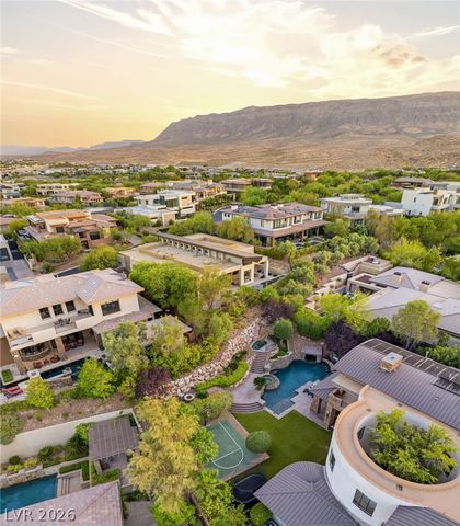 47 Soaring Bird Court, Las Vegas, NV 89135