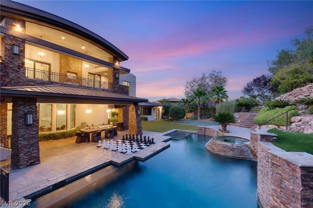47 Soaring Bird Court, Las Vegas, NV 89135