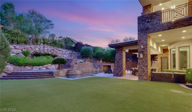 47 Soaring Bird Court, Las Vegas, NV 89135