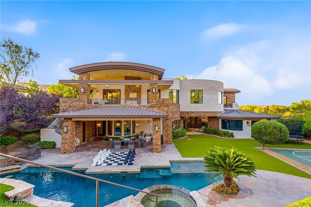47 Soaring Bird Court, Las Vegas, NV 89135