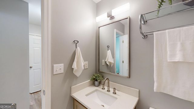 492 Glenns Farm Lane, Grayson, GA 30017