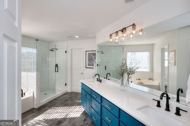 492 Glenns Farm Lane, Grayson, GA 30017