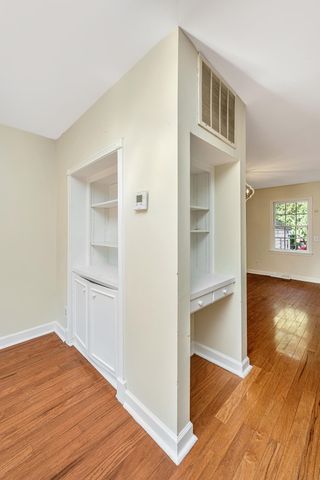 951 Cottingham Drive, Mount Pleasant, SC 29464