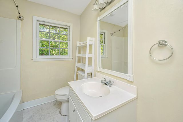 951 Cottingham Drive, Mount Pleasant, SC 29464