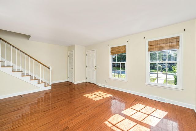 951 Cottingham Drive, Mount Pleasant, SC 29464