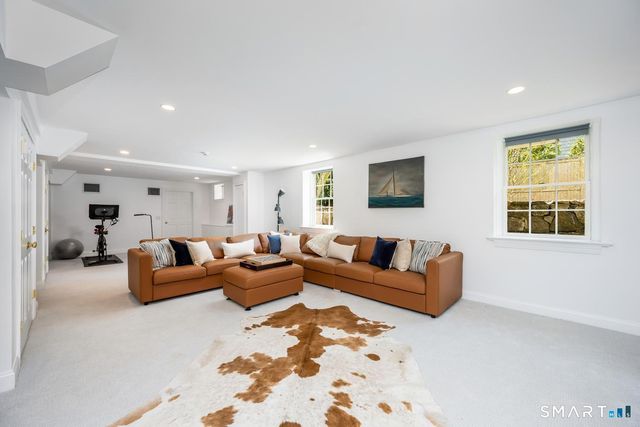4 Seagate Road, Darien, CT 06820