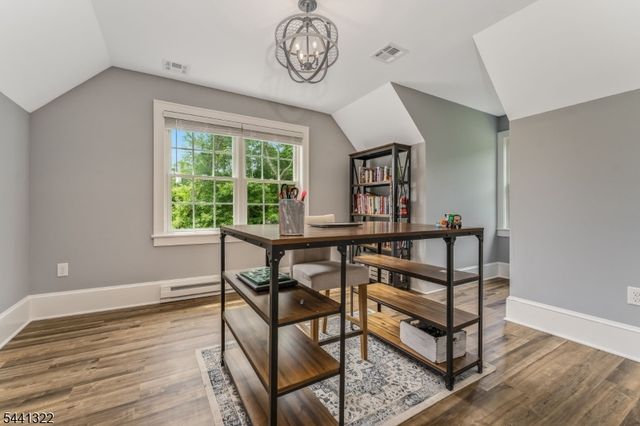 57 Circle Dr, Bethlehem Twp., NJ 08827