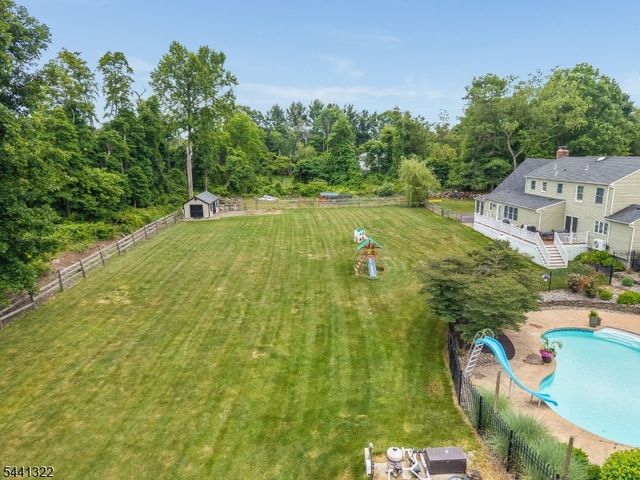 57 Circle Dr, Bethlehem Twp., NJ 08827