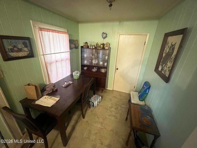 4100 Washington Boulevard, Moss Point, MS 39563