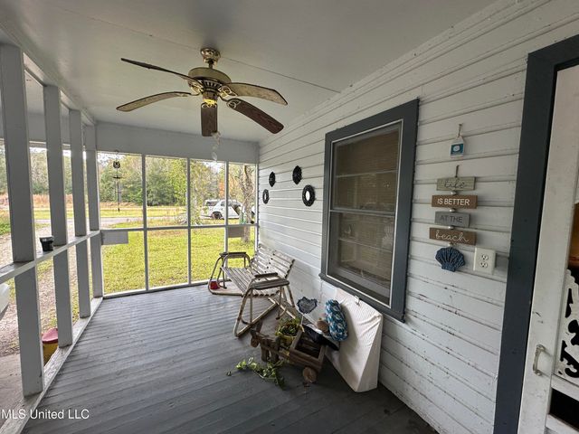 4100 Washington Boulevard, Moss Point, MS 39563