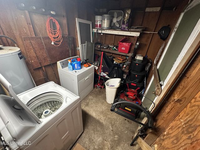 4100 Washington Boulevard, Moss Point, MS 39563