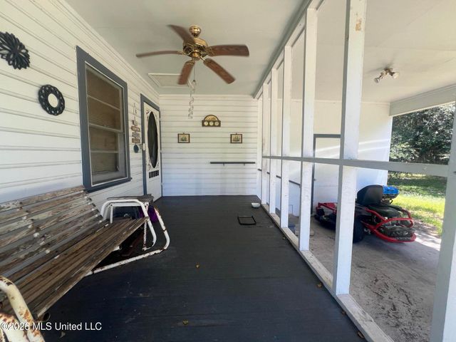 4100 Washington Boulevard, Moss Point, MS 39563