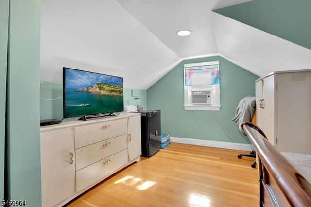 57 N Willow Rd, Hillsborough Twp., NJ 08844