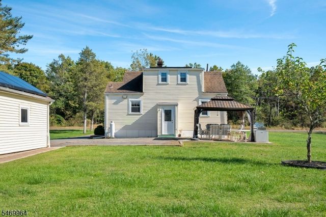 57 N Willow Rd, Hillsborough Twp., NJ 08844