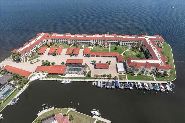 1 COLONY POINT DRIVE 15B, Punta Gorda, FL 33950