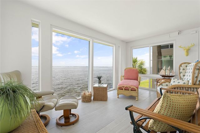 1 COLONY POINT DRIVE 15B, Punta Gorda, FL 33950