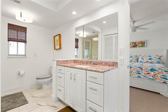 1 COLONY POINT DRIVE 15B, Punta Gorda, FL 33950
