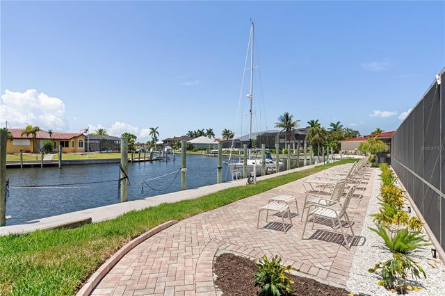 1 COLONY POINT DRIVE 15B, Punta Gorda, FL 33950