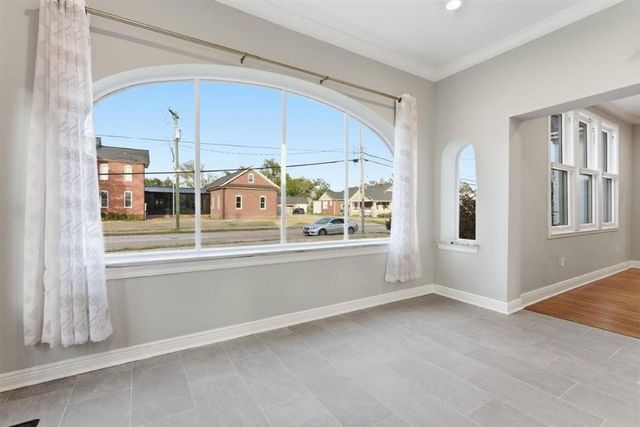 329 Wilson, Lake Charles, LA 70601