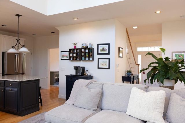 11 Legacy Lane, Peterborough, NH 03458