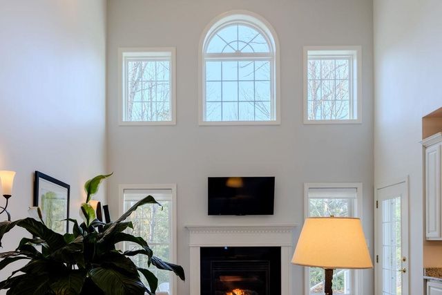 11 Legacy Lane, Peterborough, NH 03458