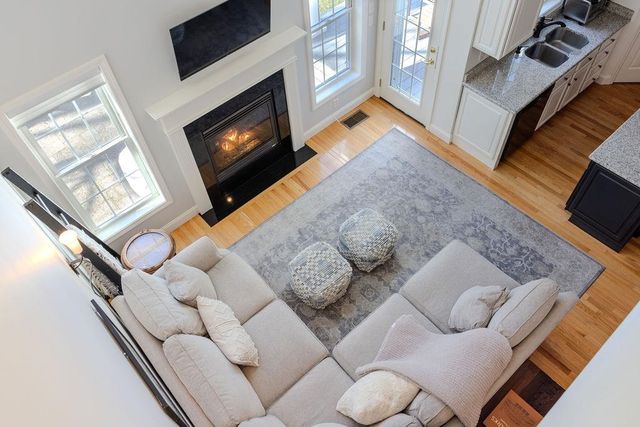 11 Legacy Lane, Peterborough, NH 03458