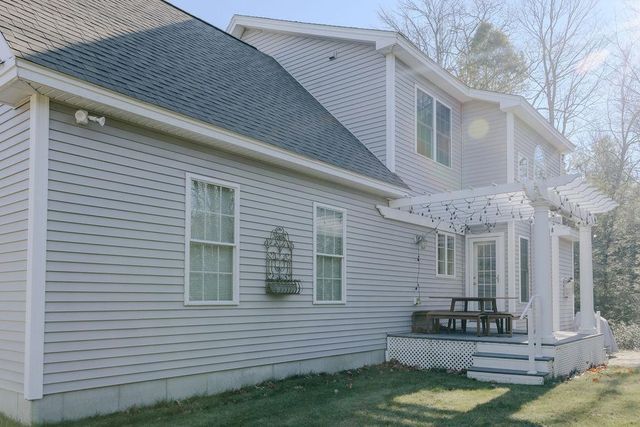 11 Legacy Lane, Peterborough, NH 03458