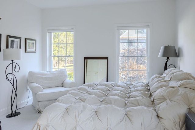 11 Legacy Lane, Peterborough, NH 03458