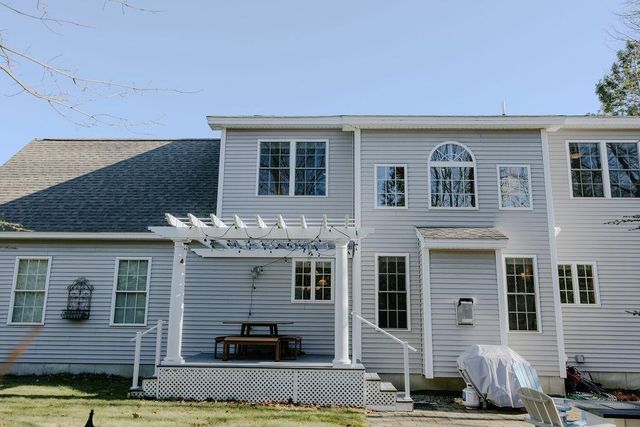11 Legacy Lane, Peterborough, NH 03458