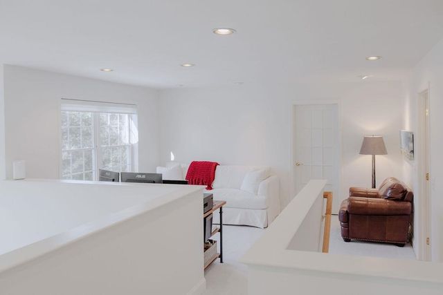 11 Legacy Lane, Peterborough, NH 03458