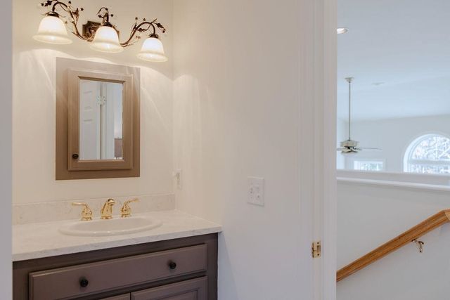 11 Legacy Lane, Peterborough, NH 03458