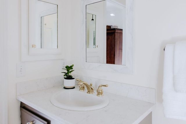 11 Legacy Lane, Peterborough, NH 03458